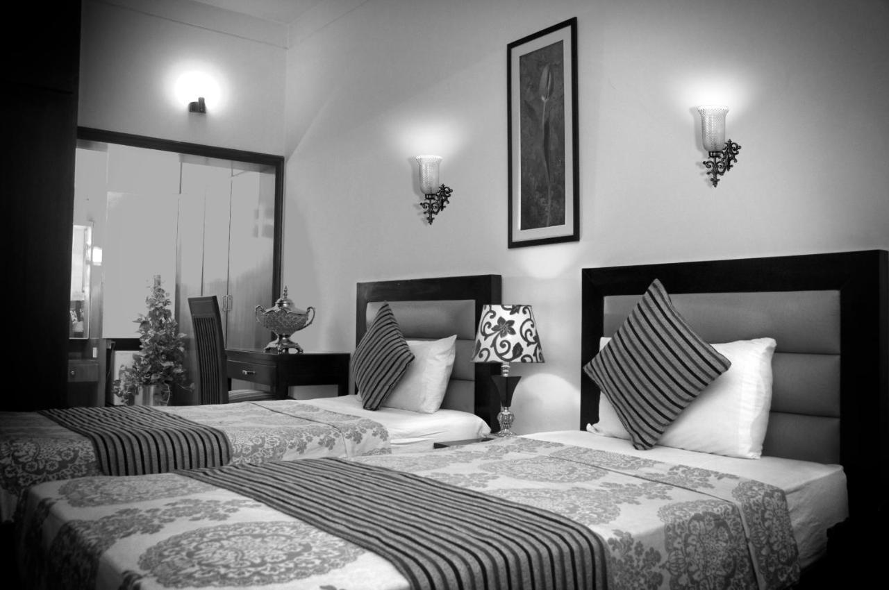 Royal Elegance Hotel Lahore Eksteriør bilde