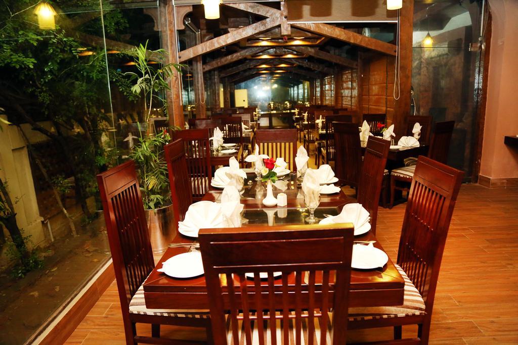 Royal Elegance Hotel Lahore Eksteriør bilde