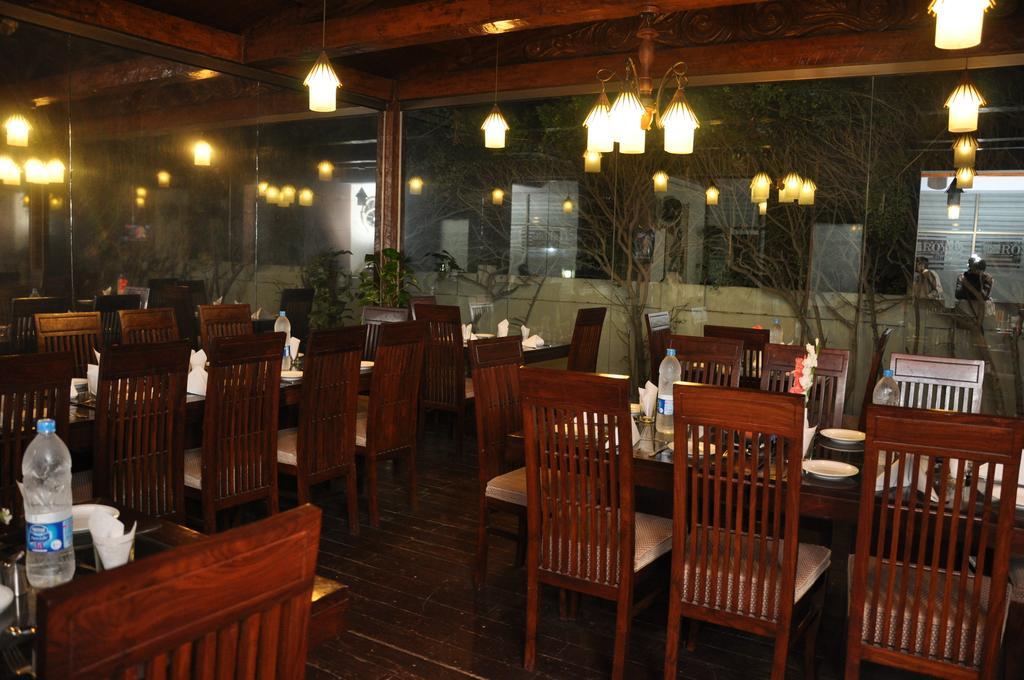 Royal Elegance Hotel Lahore Eksteriør bilde