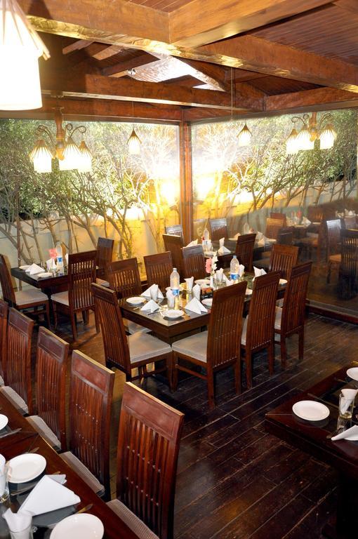 Royal Elegance Hotel Lahore Eksteriør bilde